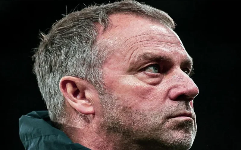 هانس فليك يقترب من رقم قياسي تاريخي بعد انتصار برشلونة أمام إشبيلية